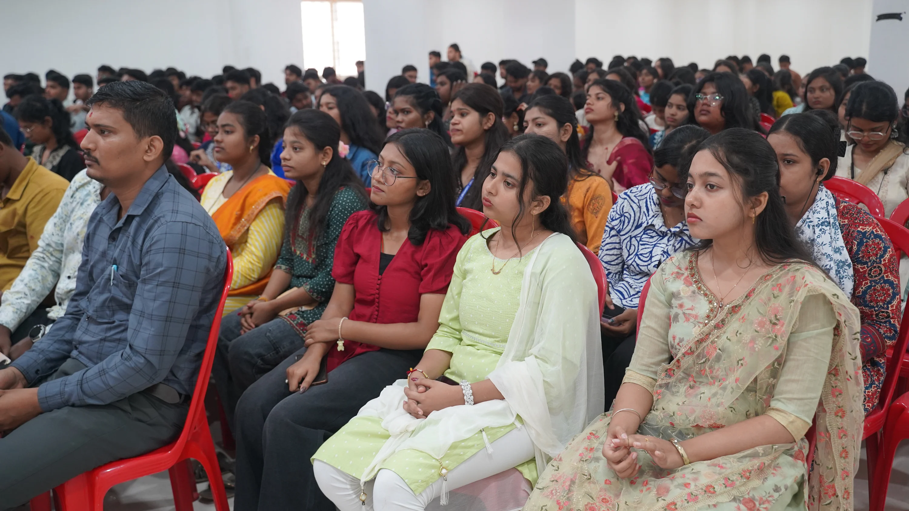 JKU Celebrates Its First Guru Diwas with Gratitude and Joy - Photo 21