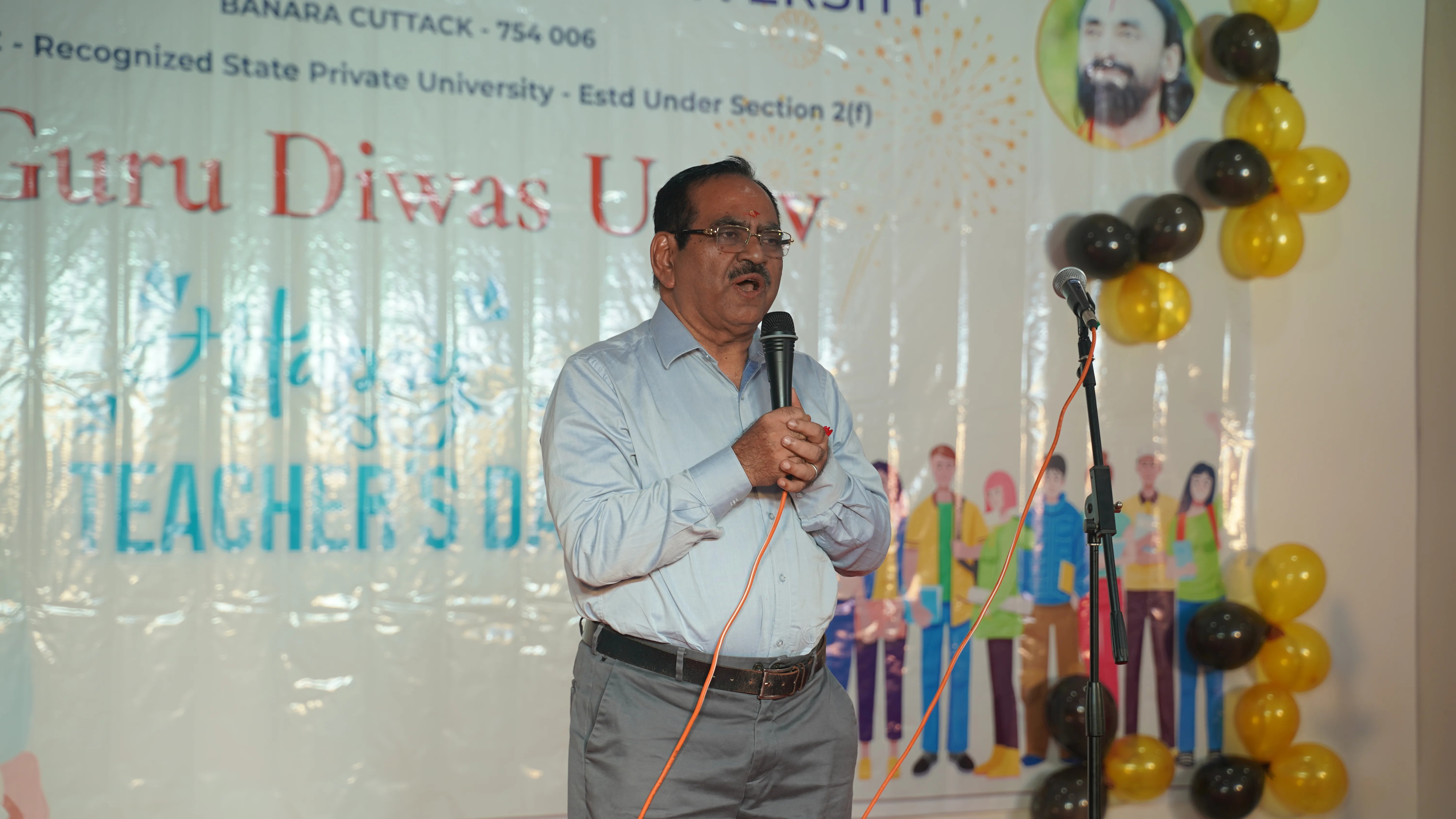 JKU Celebrates Its First Guru Diwas with Gratitude and Joy - Photo 13